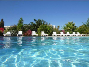 Luxury Garden apartment with stunning Cannes Marina views